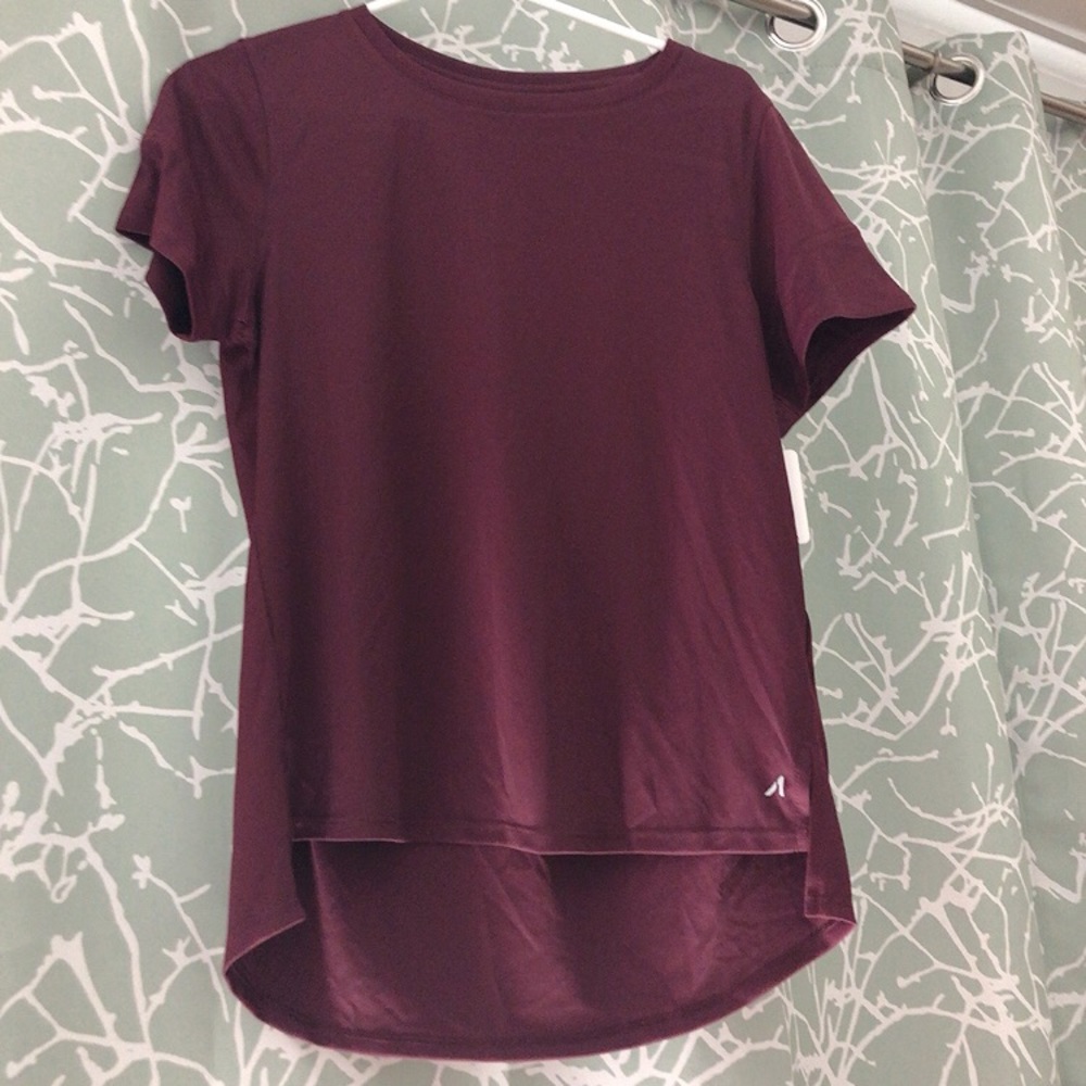 Women beet color high low t-shirt